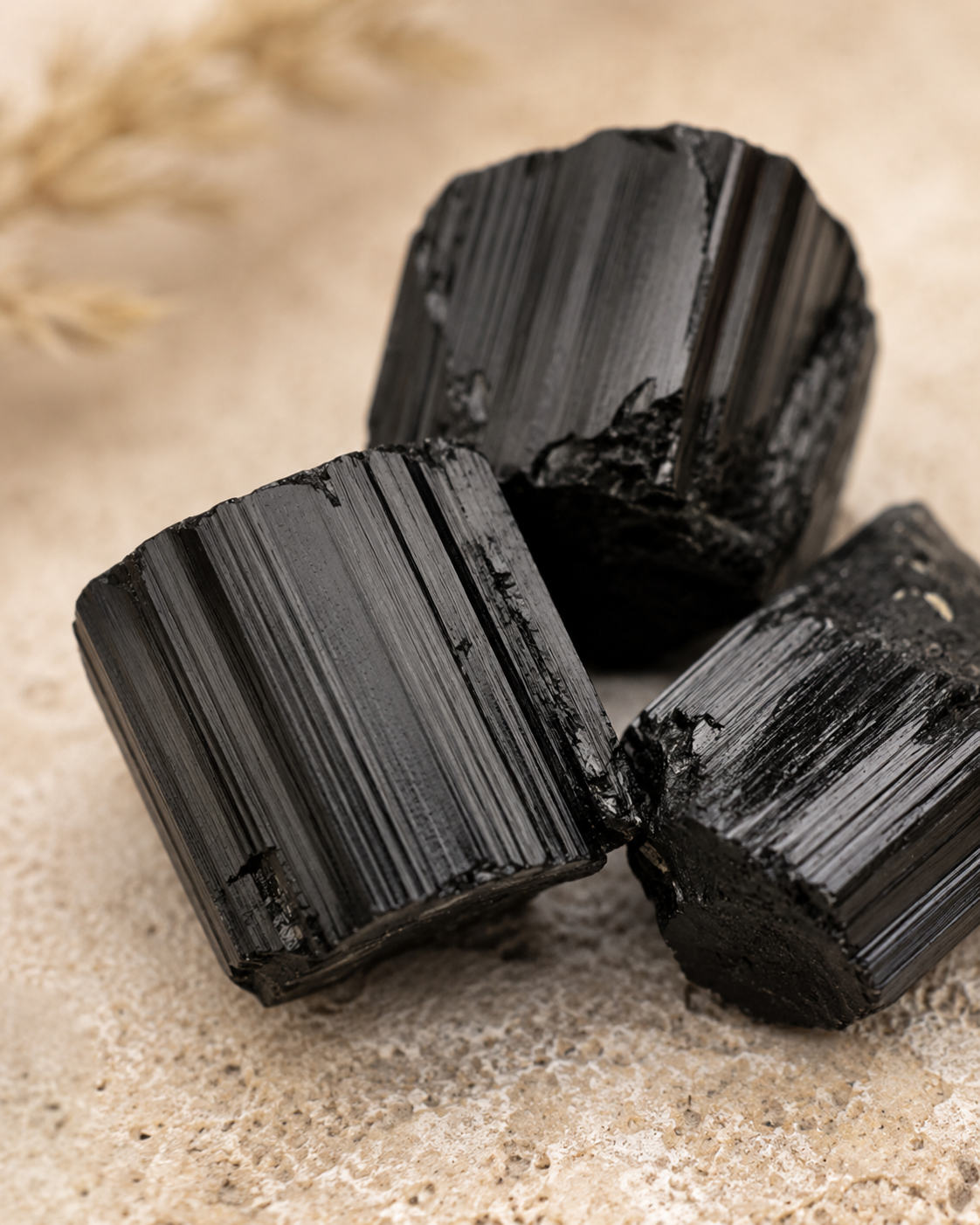 Quel est le prix d’une tourmaline noire ? Guide selon la forme et la qualité