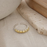 Bague Citrine en argent 925 dans une ambiance naturelle