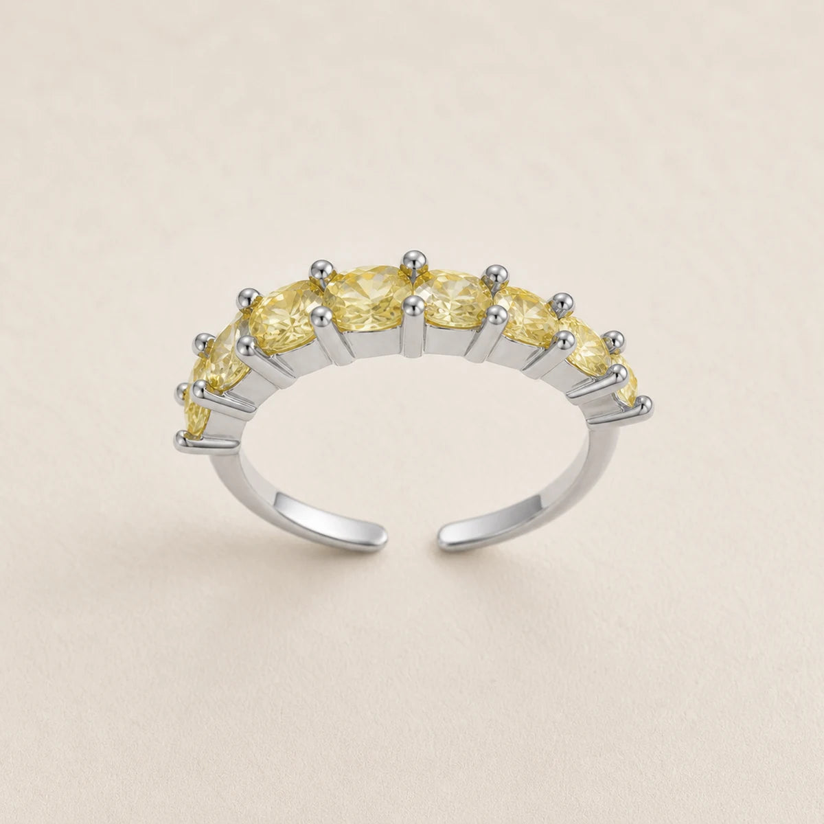 Bague Citrine réglable en argent 925 vue dans son ensemble