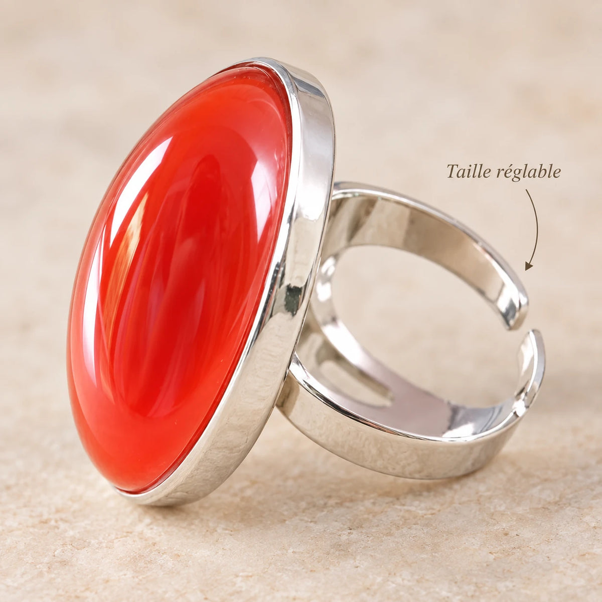 Système réglable de la bague Cornaline à cabochon ovale