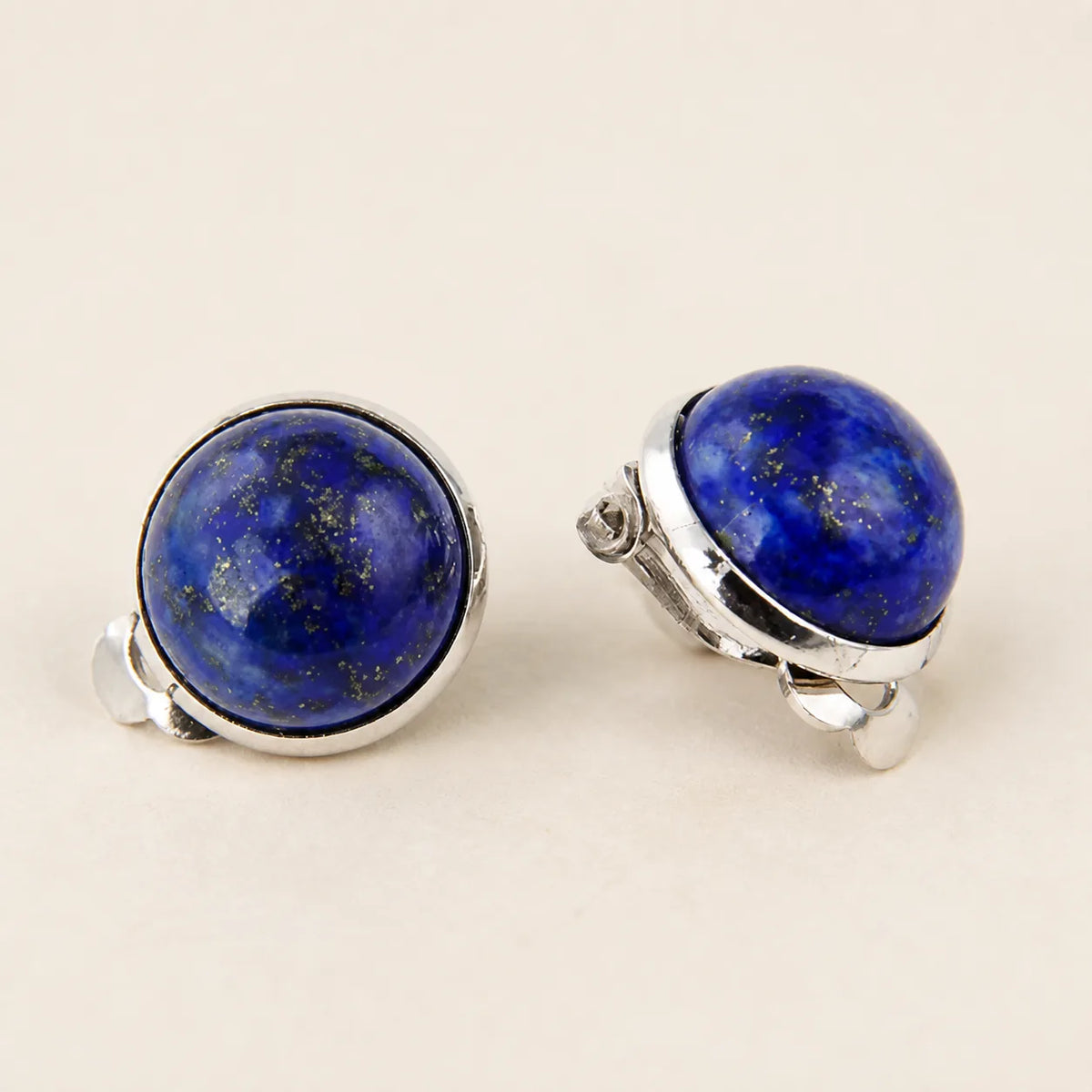 Boucles d’oreilles à clip en Lapis Lazuli avec cabochons ronds