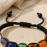 Détail du cordon ajustable d’un bracelet 7 Chakras.