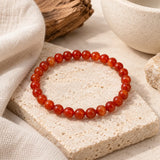 Bracelet Cornaline en perles dans une ambiance naturelle