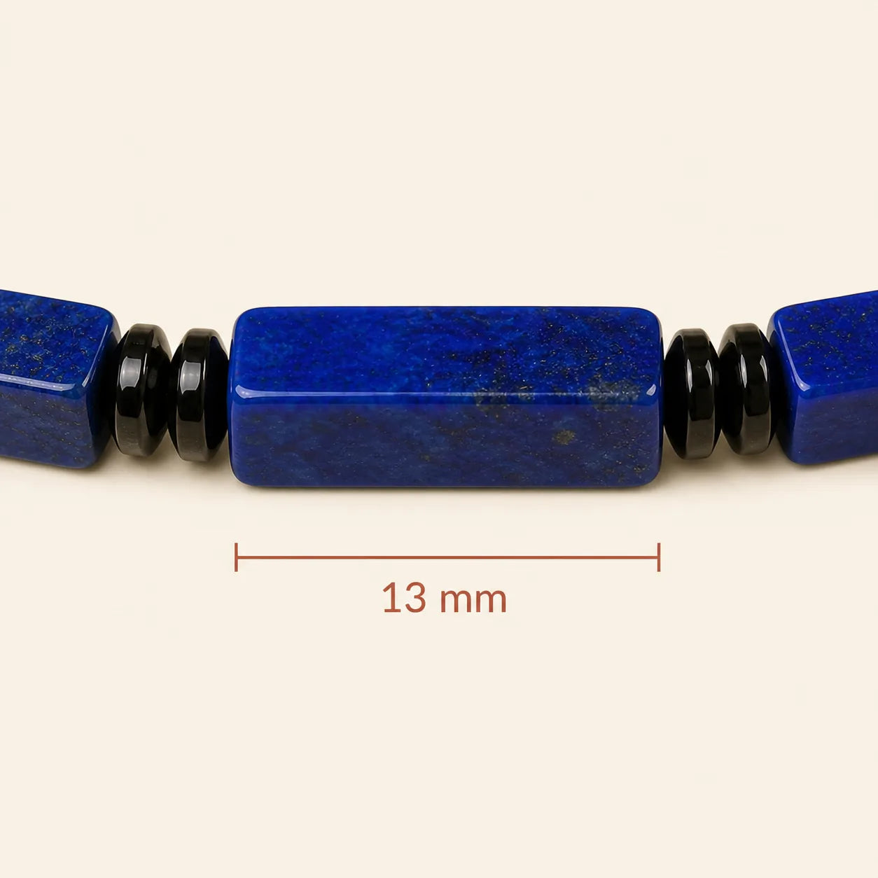 Dimension 13 mm des pierres du bracelet Lapis Lazuli