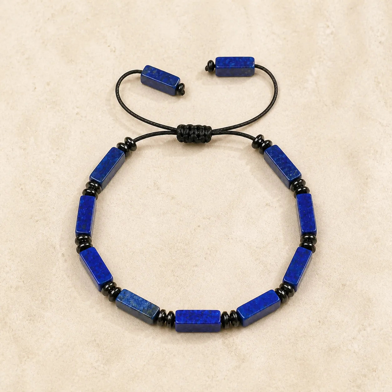 Bracelet Lapis Lazuli en plaques rectangulaires vu du dessus