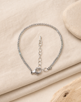 Bracelet labradorite facettée dans une composition naturelle